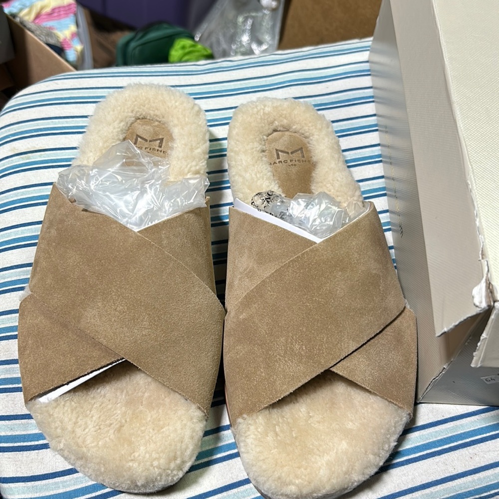 NIB Marc Fisher ML Canna Slides - VARIOUS SIZES - Natural Beige
